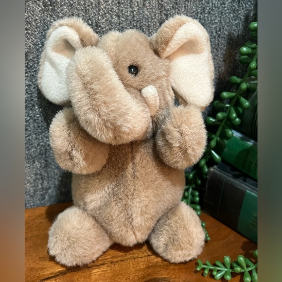 Vintage GUND Stuffed Animal Plush Toy 1989 Brown Elephant 6” NWOT - Picture 2 of 7